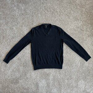 Banana Republic Luxury Blend V-Neck Sweater, Silk, Cotton, Cashmere medium gray